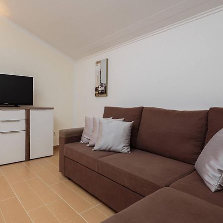 Apartment Krzelj トロギール エクステリア 写真