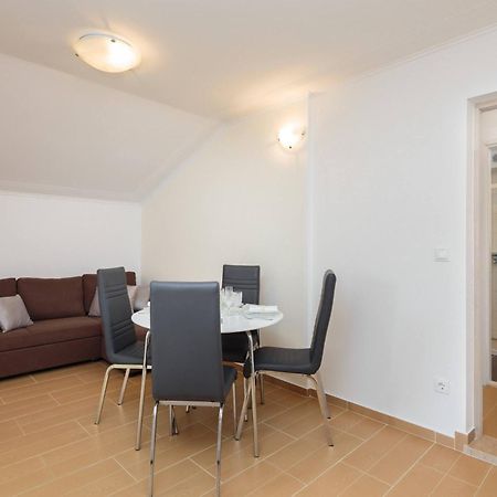 Apartment Krzelj トロギール エクステリア 写真