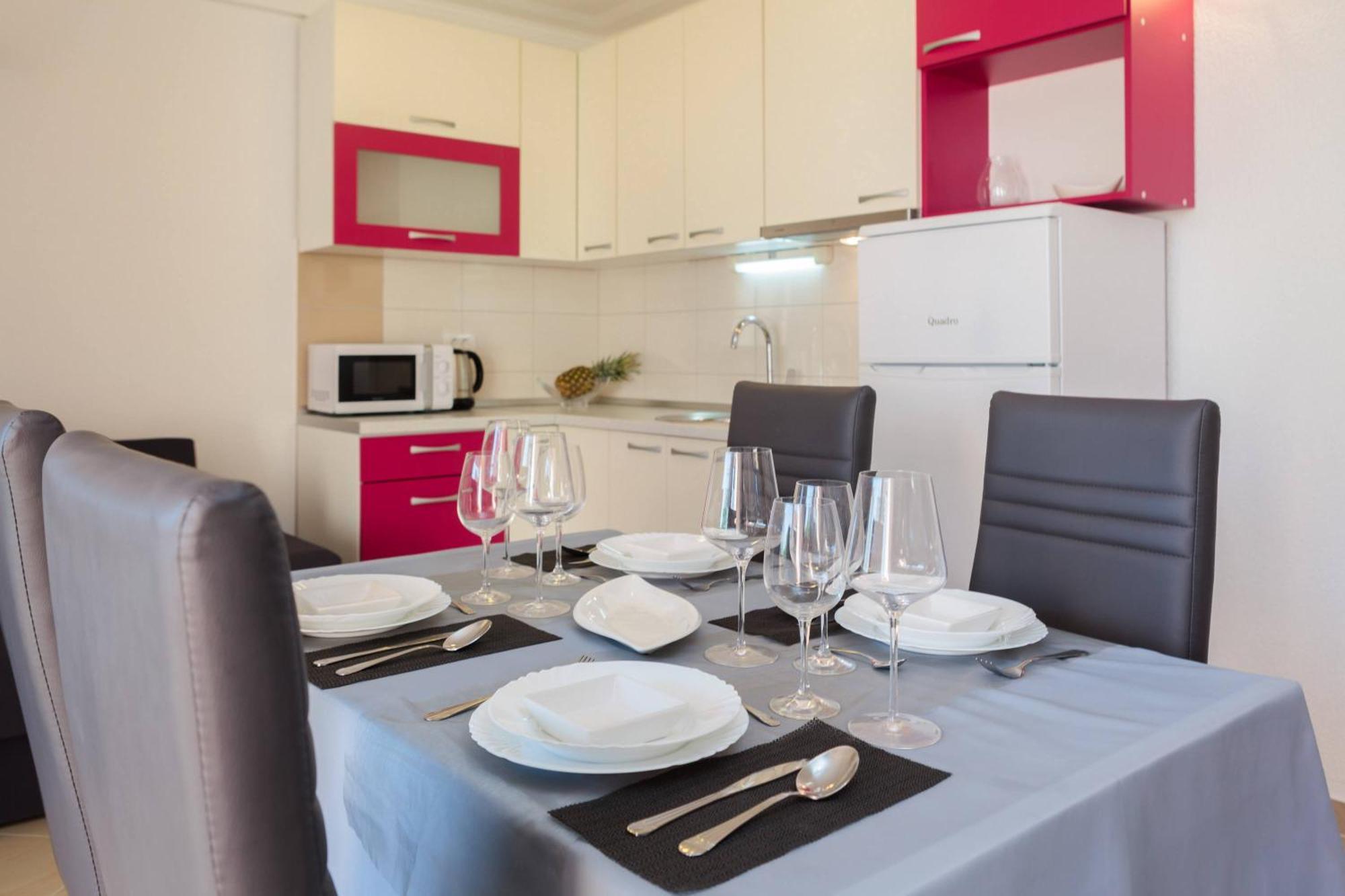 Apartment Krzelj トロギール エクステリア 写真