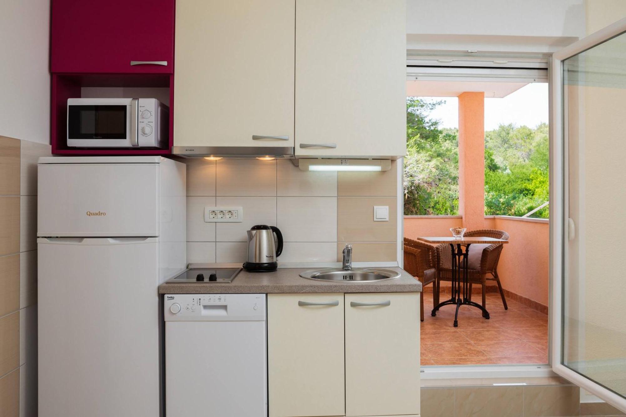 Apartment Krzelj トロギール エクステリア 写真